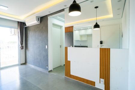 Sala de apartamento para alugar com 2 quartos, 42m² em Vila Angelica, Sorocaba