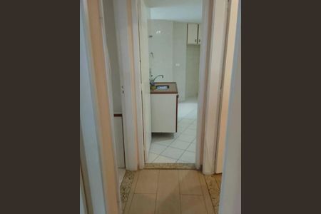 Apartamento à venda com 72m², 2 quartos e sem vaga