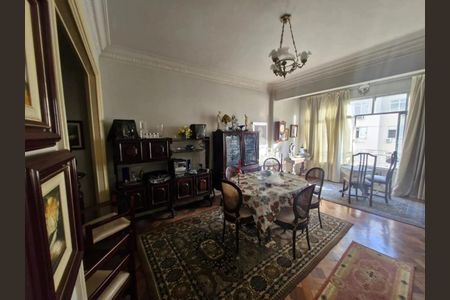 Apartamento à venda com 130m², 3 quartos e 2 vagas