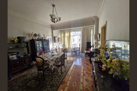 Apartamento à venda com 130m², 3 quartos e 2 vagas