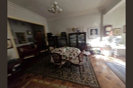 Apartamento à venda com 130m², 3 quartos e 2 vagas
