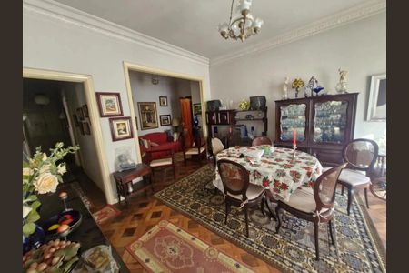 Apartamento à venda com 130m², 3 quartos e 2 vagas