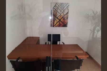 Apartamento à venda com 2 quartos, 57m² em Jardim Celeste, São Paulo