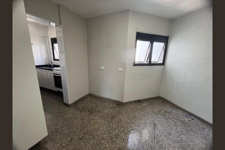 Apartamento para alugar com 117m², 4 quartos e 2 vagas