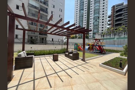 Apartamento para alugar com 117m², 4 quartos e 2 vagas