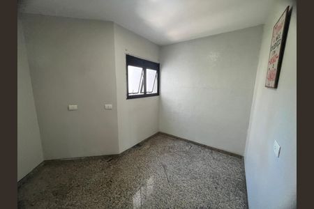 Apartamento para alugar com 117m², 4 quartos e 2 vagas