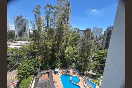Apartamento para alugar com 117m², 4 quartos e 2 vagas