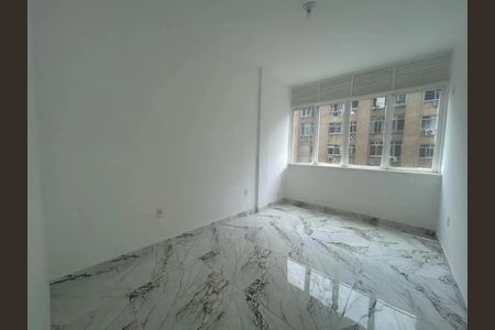 Apartamento à venda com 34m², 1 quarto e sem vaga