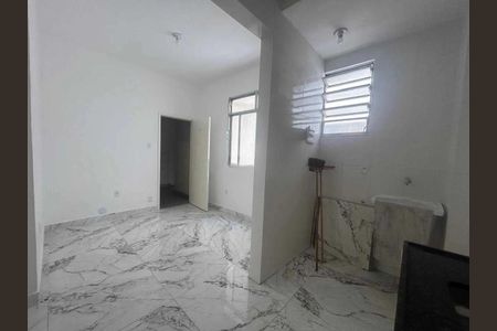 Apartamento à venda com 34m², 1 quarto e sem vaga
