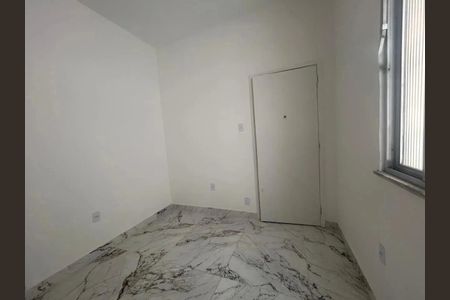 Apartamento à venda com 34m², 1 quarto e sem vaga
