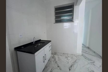 Apartamento à venda com 34m², 1 quarto e sem vaga