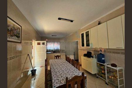 Casa à venda com 3 quartos, 375m² em Vila Santo Antônio, São Paulo