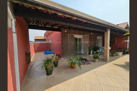 Casa à venda com 375m², 3 quartos e 6 vagas