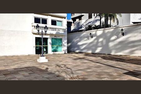 Apartamento à venda com 200m², 3 quartos e 3 vagas