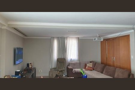 Apartamento à venda com 200m², 3 quartos e 3 vagas