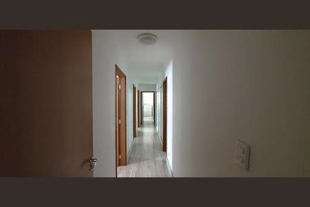 Apartamento à venda com 200m², 3 quartos e 3 vagas
