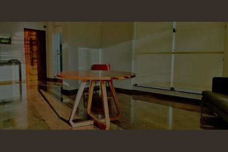 Apartamento à venda com 200m², 3 quartos e 3 vagas