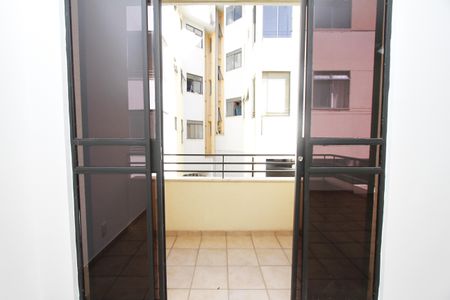 Apartamento à venda com 81m², 3 quartos e 1 vagaVaranda