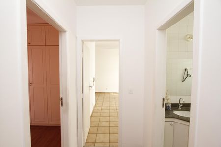 Apartamento à venda com 81m², 3 quartos e 1 vagaCorredor