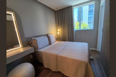 Apartamento à venda com 2 quartos, 60m² em Santa Efigênia, Belo Horizonte