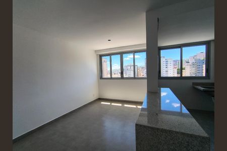 Apartamento à venda com 2 quartos, 60m² em Santa Efigênia, Belo Horizonte