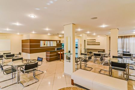 Apartamento à venda com 175m², 4 quartos e 3 vagasÁrea comum - Salão de festas