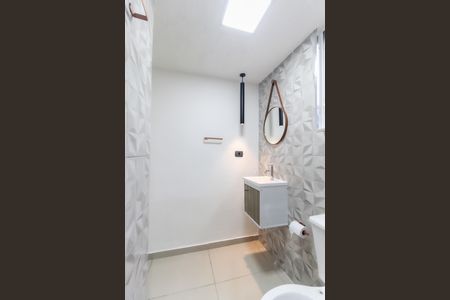 Apartamento para alugar com 59m², 2 quartos e 1 vaga Apartamento para alugar com 59m², 2 quartos e 1 vagaBanheiro