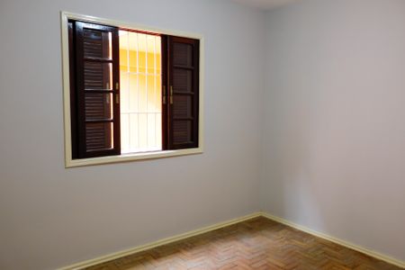 Casa para alugar com 130m², 4 quartos e 2 vagas Casa para alugar com 130m², 4 quartos e 2 vagasQuarto 2