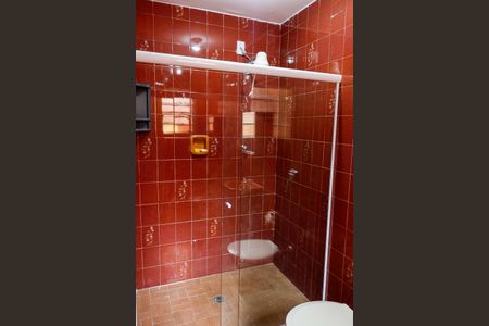 Casa para alugar com 130m², 4 quartos e 2 vagas Casa para alugar com 130m², 4 quartos e 2 vagasBanheiro 2