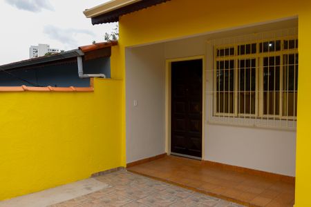 Casa para alugar com 130m², 4 quartos e 2 vagas Casa para alugar com 130m², 4 quartos e 2 vagasQuintal