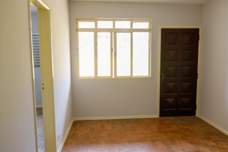 sala de casa para alugar com 4 quartos, 130m² em Centro, Osasco
