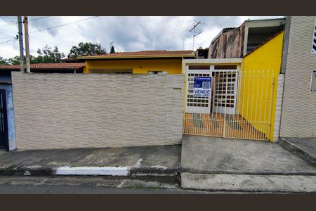 Casa para alugar com 130m², 4 quartos e 2 vagas Casa para alugar com 130m², 4 quartos e 2 vagasFachada