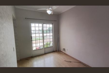 Sala de apartamento para alugar com 2 quartos, 55m² em Vila Urupes, Suzano