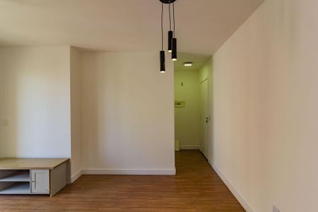 Sala de apartamento para alugar com 2 quartos, 64m² em Usina Piratininga, São Paulo