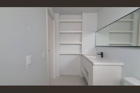 Apartamento à venda com 105m², 2 quartos e sem vaga