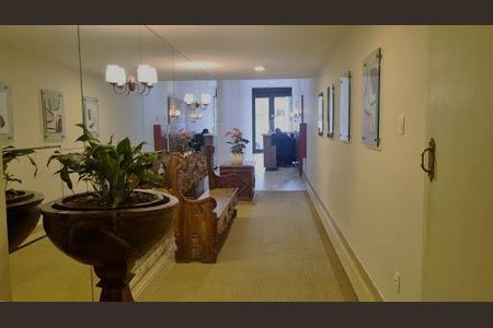 Apartamento à venda com 105m², 2 quartos e sem vaga