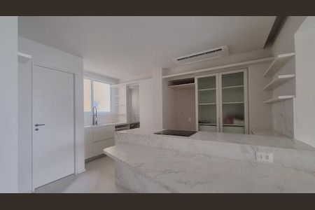 Apartamento à venda com 105m², 2 quartos e sem vaga