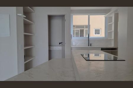 Apartamento à venda com 105m², 2 quartos e sem vaga