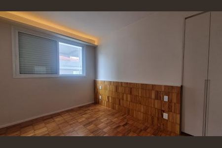 Apartamento à venda com 105m², 2 quartos e sem vaga