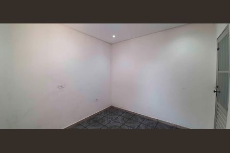Sala/Quarto de casa para alugar com 1 quarto, 35m² em Jardim Primeiro de Maio (chacara Fazendinha), Osasco