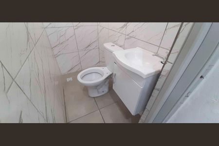 Casa para alugar com 35m², 1 quarto e sem vaga Casa para alugar com 35m², 1 quarto e sem vagaBanheiro
