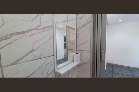 Casa para alugar com 35m², 1 quarto e sem vaga Casa para alugar com 35m², 1 quarto e sem vagaBanheiro