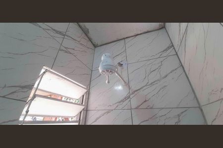 Casa para alugar com 35m², 1 quarto e sem vaga Casa para alugar com 35m², 1 quarto e sem vagaBanheiro