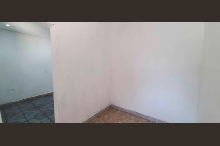 Casa para alugar com 35m², 1 quarto e sem vaga Casa para alugar com 35m², 1 quarto e sem vagaCozinha