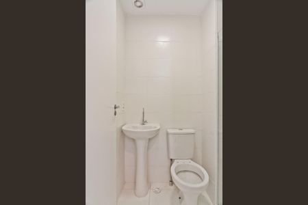 Banheiro de apartamento para alugar com 1 quarto, 32m² em Vila Albertina, São Paulo