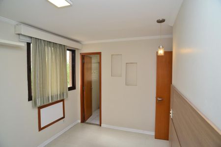 Apartamento para alugar com 80m², 3 quartos e 2 vagas Apartamento para alugar com 80m², 3 quartos e 2 vagasSuíte