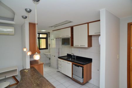 Apartamento para alugar com 80m², 3 quartos e 2 vagas Apartamento para alugar com 80m², 3 quartos e 2 vagasCozinha