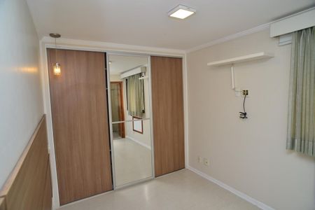 Apartamento para alugar com 80m², 3 quartos e 2 vagas Apartamento para alugar com 80m², 3 quartos e 2 vagasSuíte