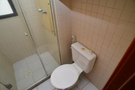 Apartamento para alugar com 80m², 3 quartos e 2 vagas Apartamento para alugar com 80m², 3 quartos e 2 vagasBanheiro Social