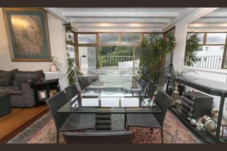 Apartamento à venda com 180m², 3 quartos e 1 vaga